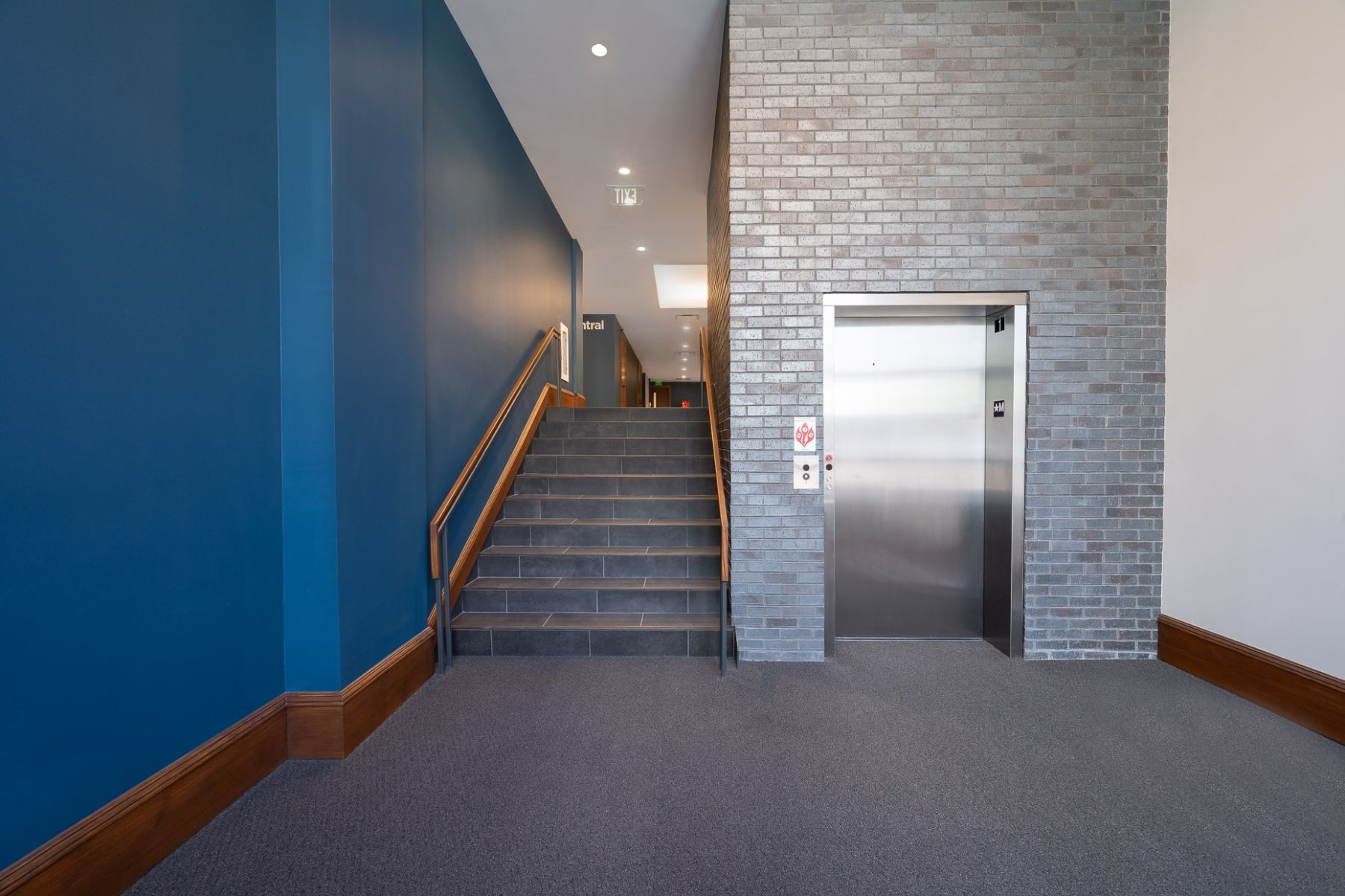 1660 sherman st. annex entrance and hallways.forweb